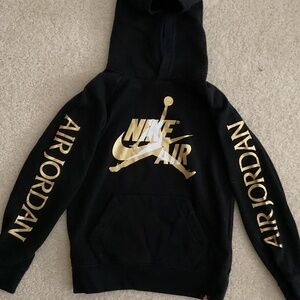 Boy’s 10-12 Medium Nike Air Hoodie